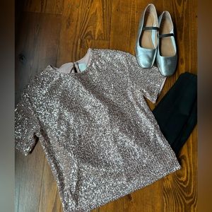 H&M Women’s Pink Sequin Top 🎀